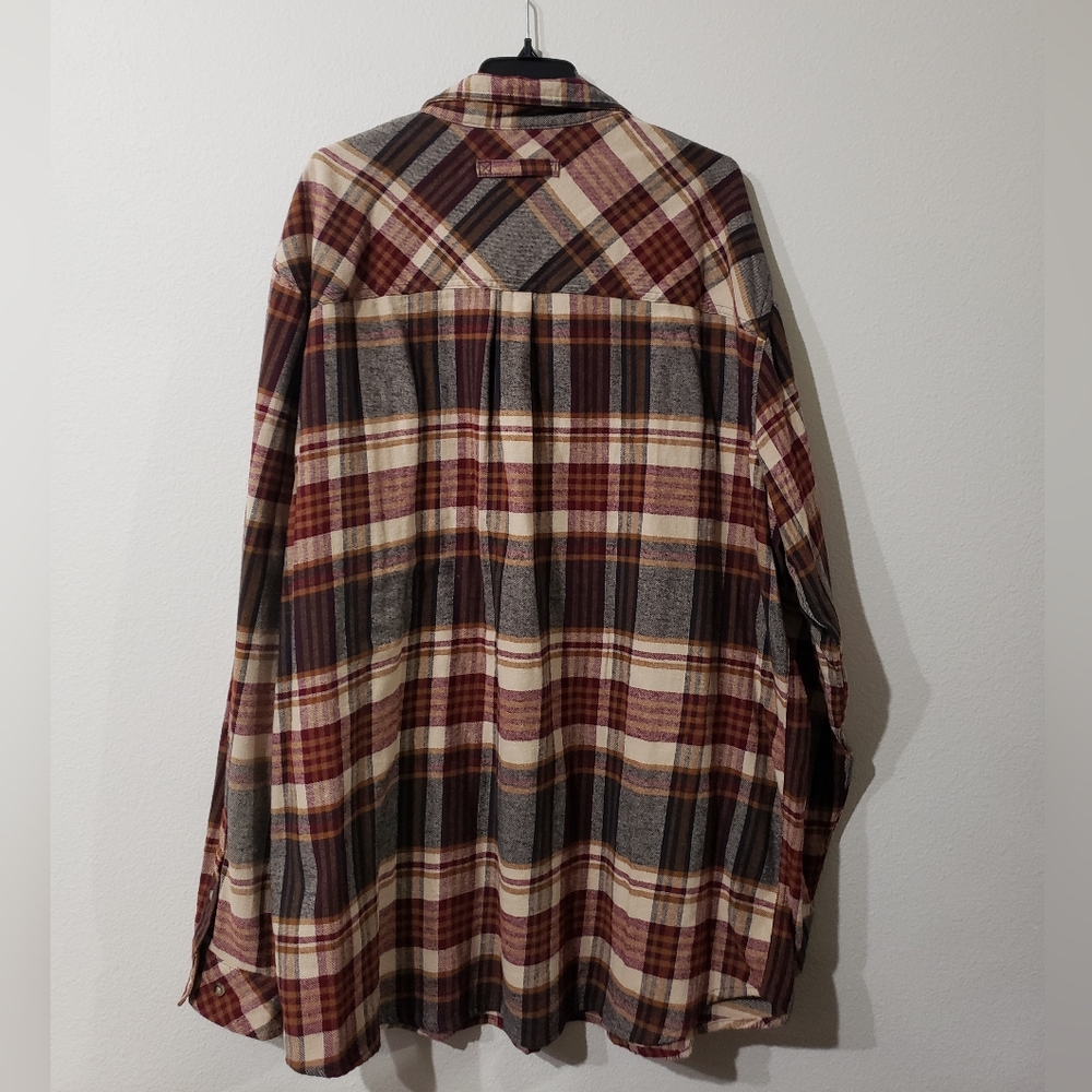 Legendary Whitetails Maroon and Tan Plaid Shirt - Picture 5 of 6